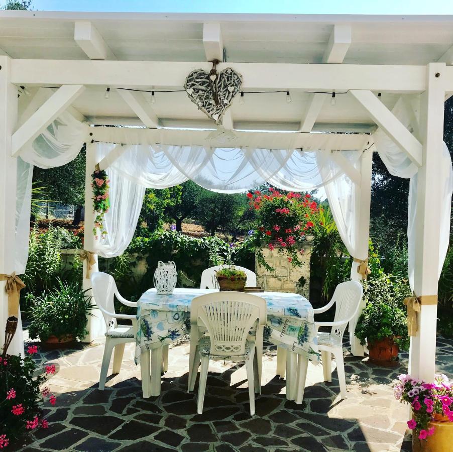 Il Trullo Di Nonno Angelo San Marco Otel Locorotondo Dış mekan fotoğraf